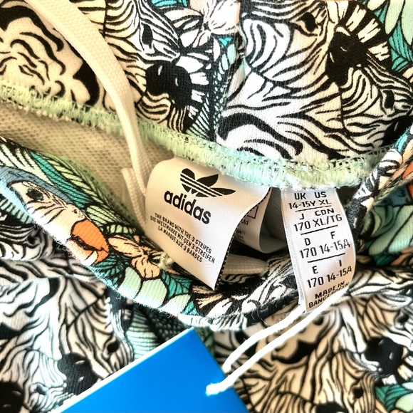 Adidas Shorts - Picture 4 of 5